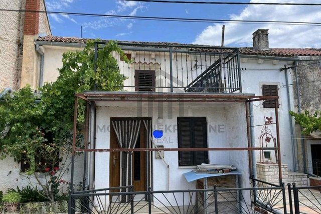 Old House, Istria, Duga uvala, Sale