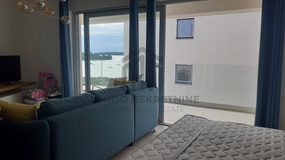 Istra, Medulin, poptuno opremljen apartman 39 m2 sa pogledom na more