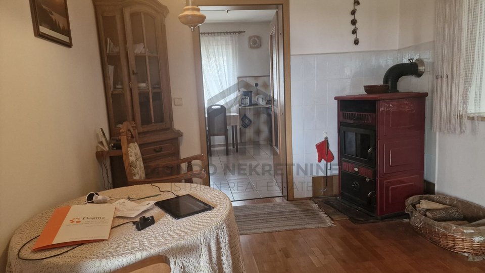 ISTRA, FAŽANA, VALBANDON, PRILIKA, KUĆA  400 m OD MORA